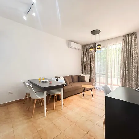 Coastal Star Haven E05 *